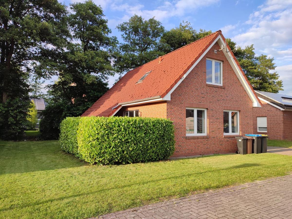 Idyllisches Ferienhaus Naehe Meyer Werft Papenburg Esterno foto